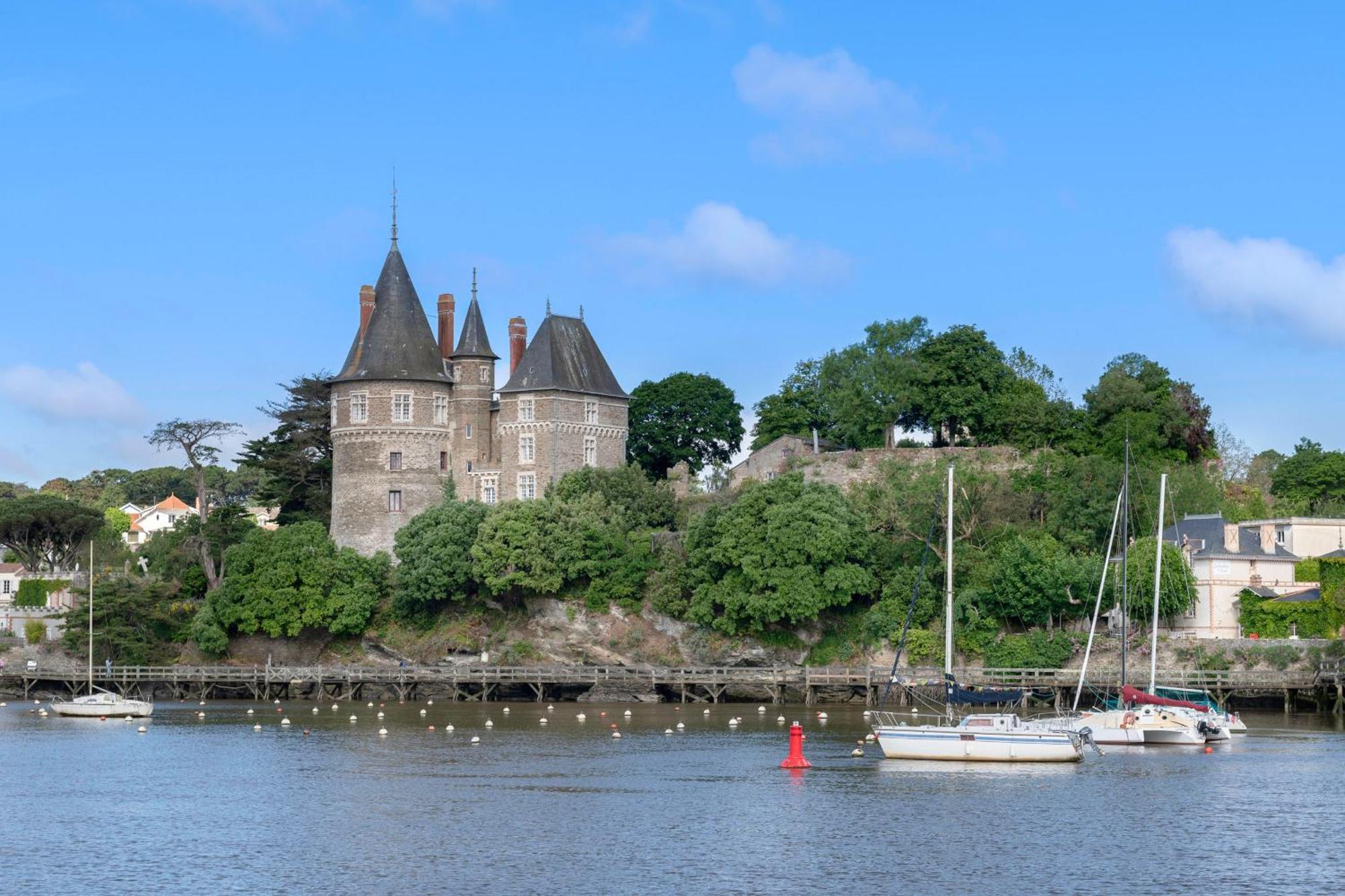 Sur Le Quai De Pornic, Appartement Pour 4 Luaran gambar